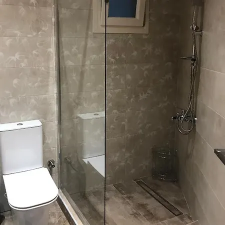 Genevieve Sea House - By The Sea ....on The Beach. Agioi Saranta