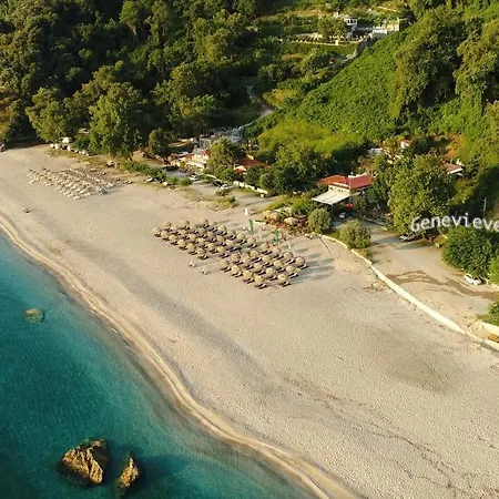 Genevieve Sea House - By The Sea ....on The Beach. * Agioi Saranta