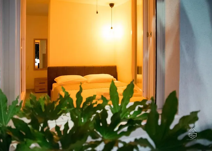 Genevieve Sea House - By The Sea ....on The Beach. Vakantiehuis